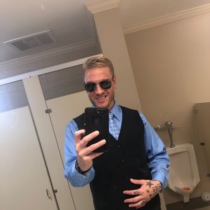 Meet your Posher, Robert